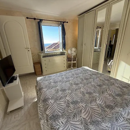 Host4u - Vista Meravigliosa Su - The Piano Apartmán *