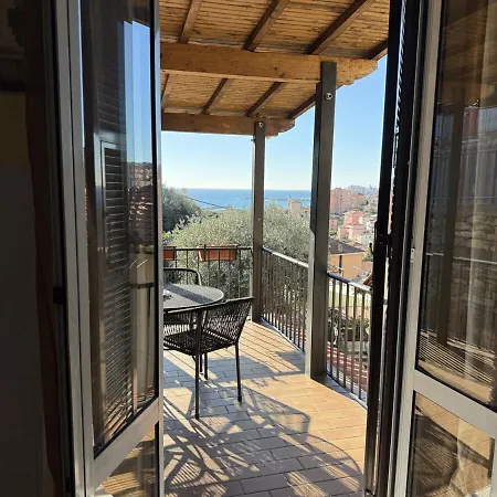 Host4u - Vista Meravigliosa Su - The Piano Apartmán Imperia