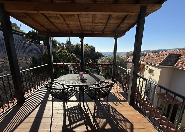 Host4u - Vista Meravigliosa Su - The Piano Apartament Imperia