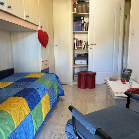 公寓 Host4u - Vista Meravigliosa Su - The Piano 因佩里亚