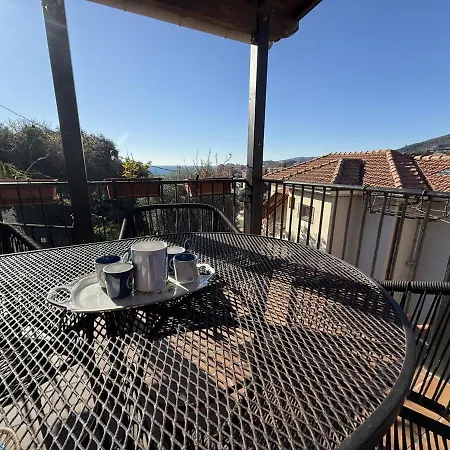 公寓 Host4u - Vista Meravigliosa Su - The Piano 因佩里亚